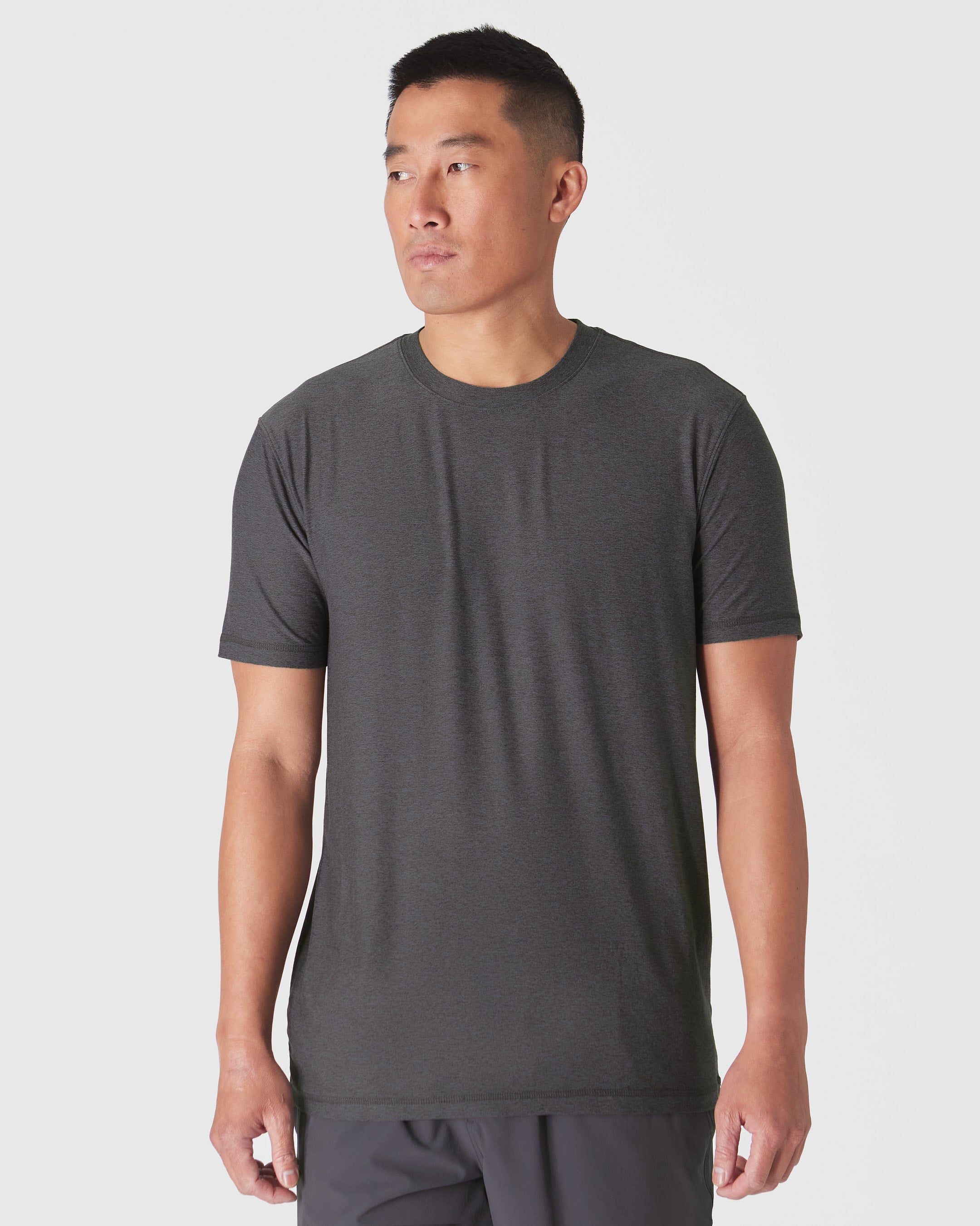 Dark Heather Tempest Active Short Sleeve Crew Neck T-Shirt | Dark Heather  Tempest Short Sleeve Active Crew Neck | True Classic, image size:2160x2700