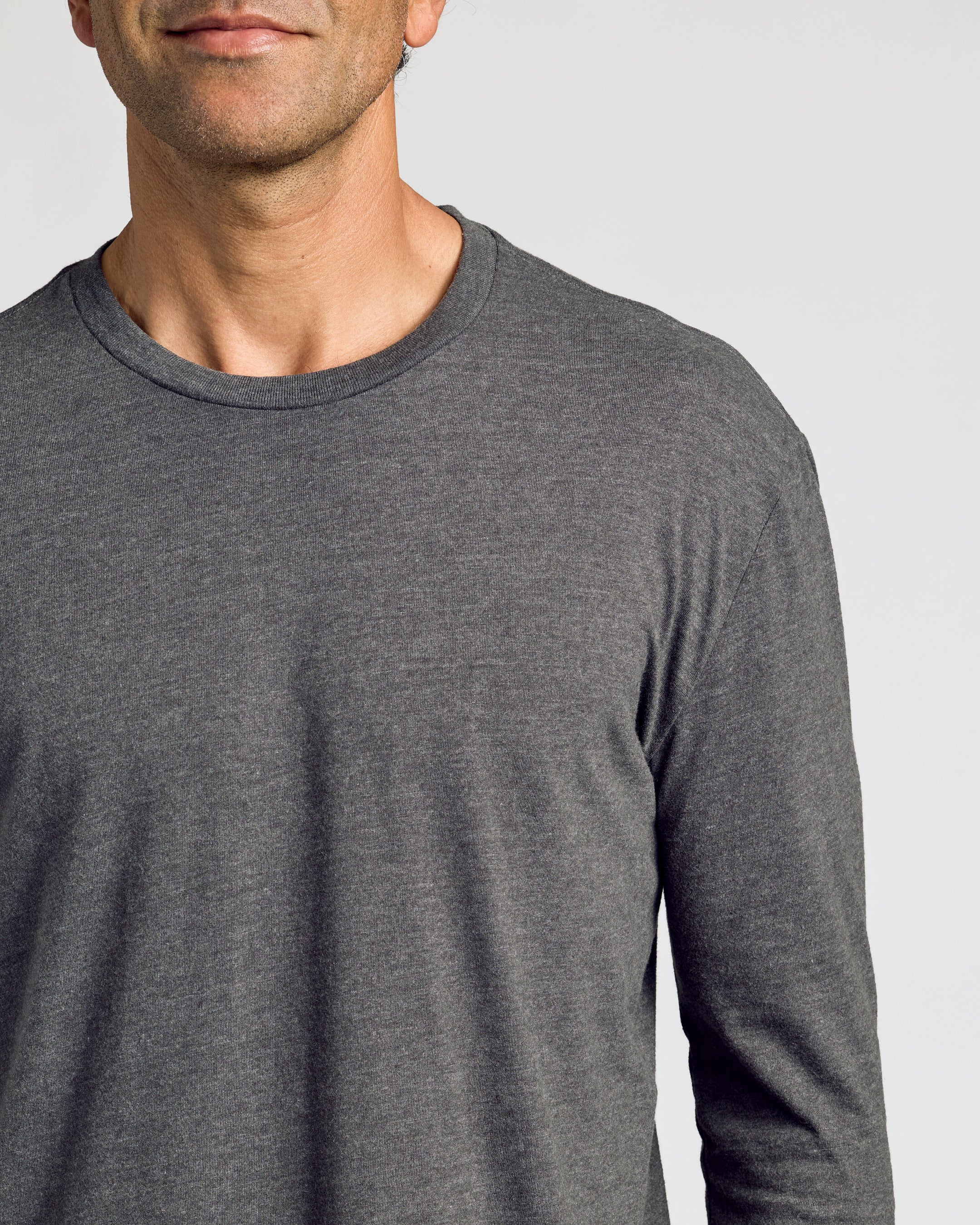 Charcoal Heather Gray Classic Long Sleeve Crew Neck – True Classic