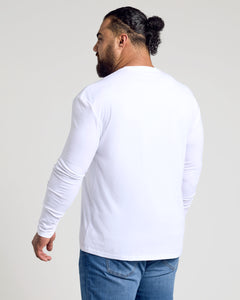 True ClassicMan wearing Classic Long Sleeve 3-Pack T-shirt, showcasing fit and style.