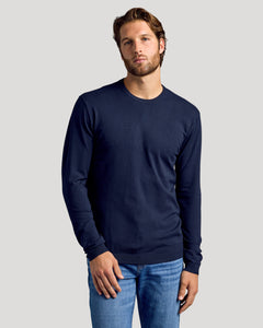 True ClassicMan wearing Black & Navy Crew Neck Sweater 2-Pack with light-wash jeans.