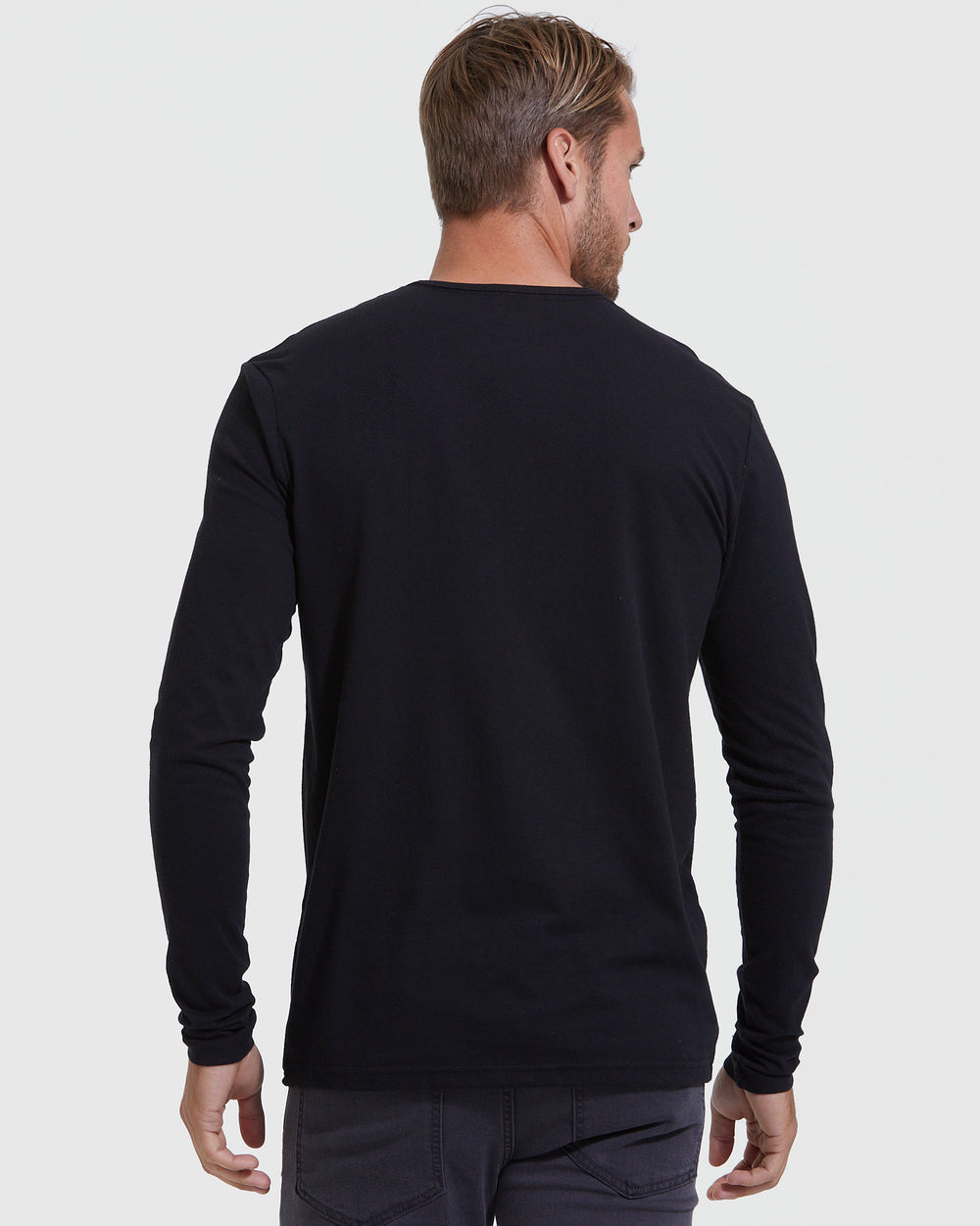 34 Heritage - Long Sleeve Henley In Black