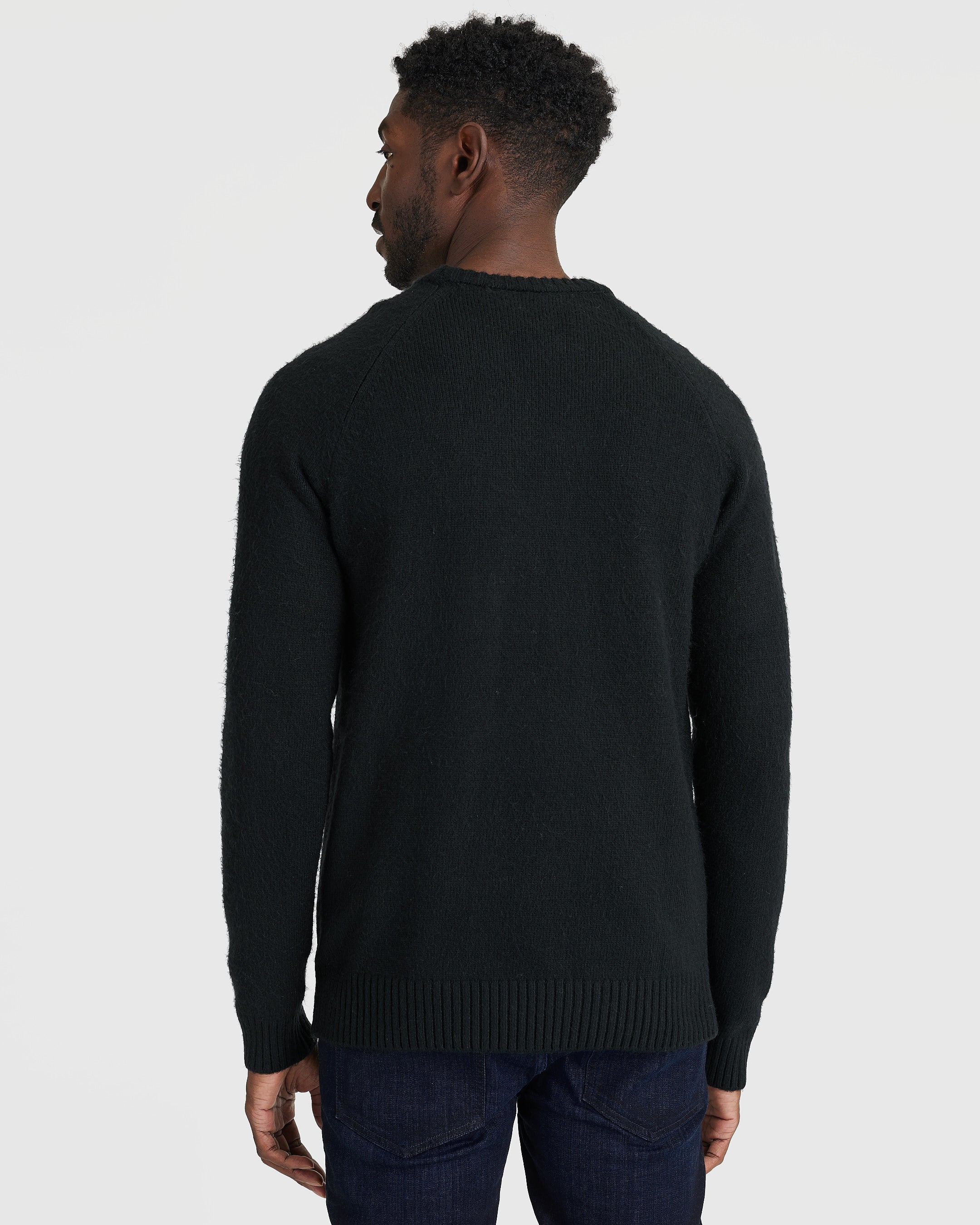 Black Crew Neck Sweater | Black Crew Neck Sweater | True Classic