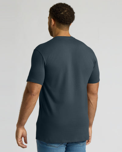 Camiseta clásica talla alta cuello redondo