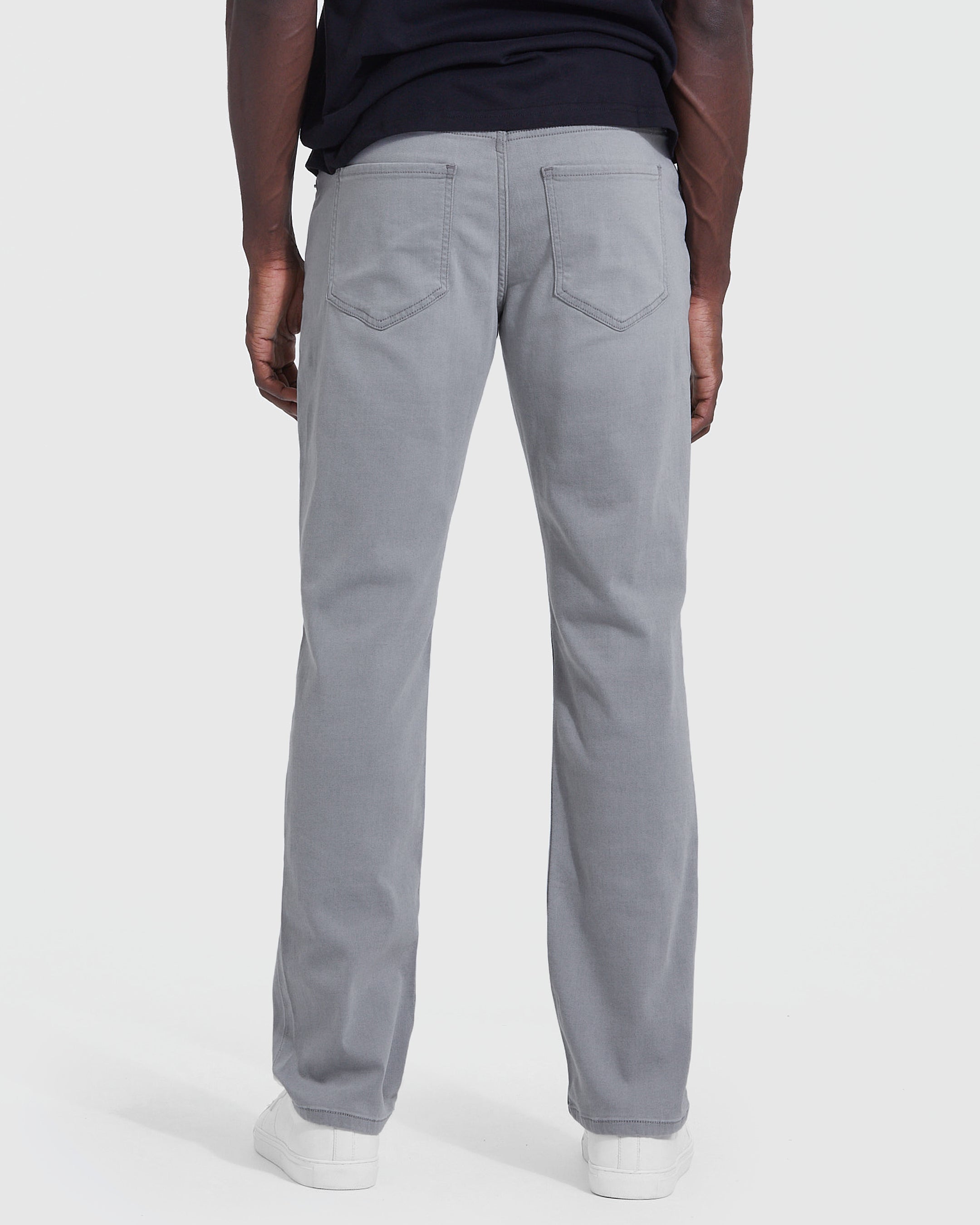 Medium Gray Wash Straight Fit Comfort Jeans – True Classic