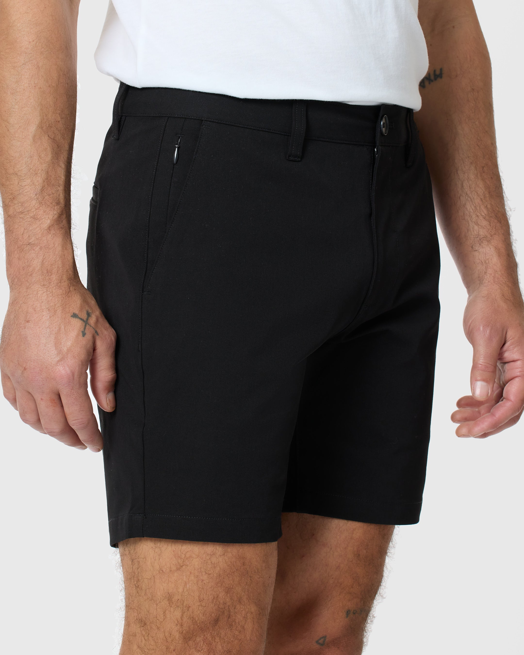 7" Black Classic Twill Shorts
