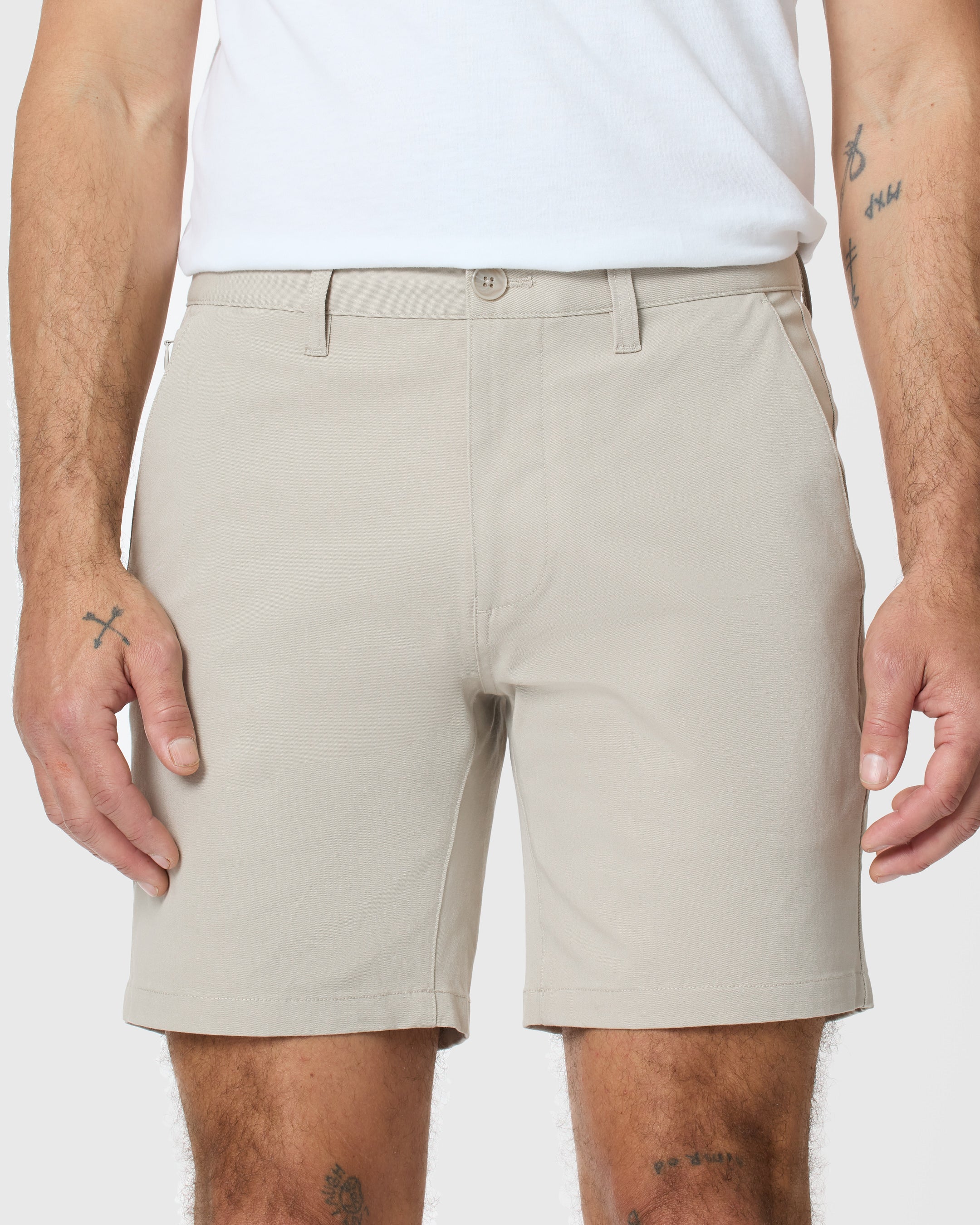 7" Sandstone Classic Twill Shorts