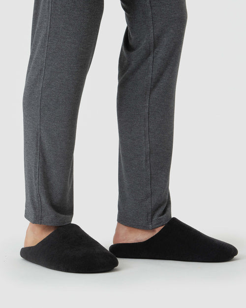 Black Black Slippers