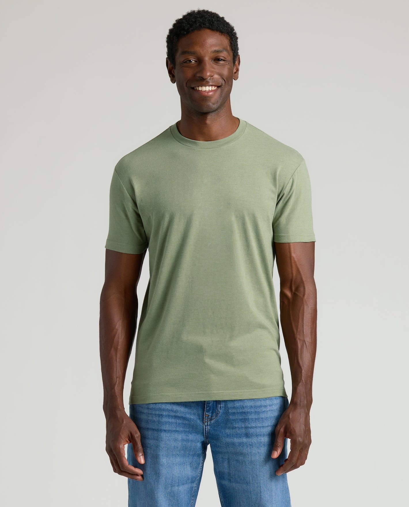 Man wearing Seasonal Classic Crew Neck, olive-green, short-sleeved T-shirt.