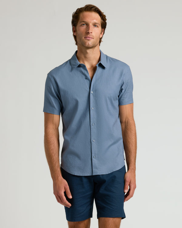 Fiord & Mossy Oak Short Sleeve Linen Shirt modeled front view.
