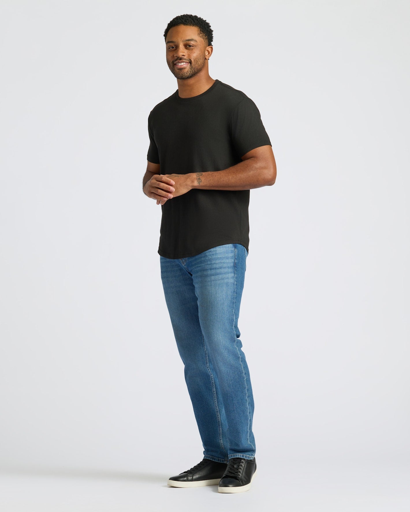 All Black Curved Hem Classic Crew Neck 10-Pack