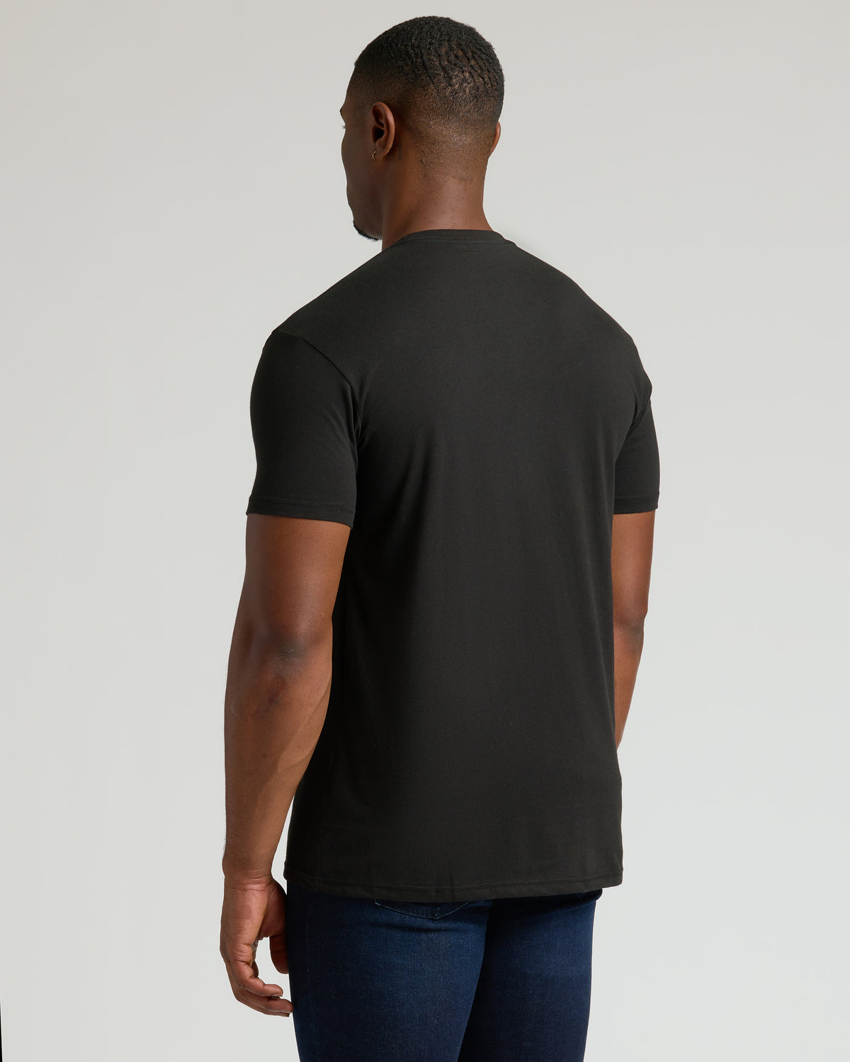 Train Crew Rucksack All Black Tall Straight Hem Crew Neck T-Shirt 6-Pack | True Classic