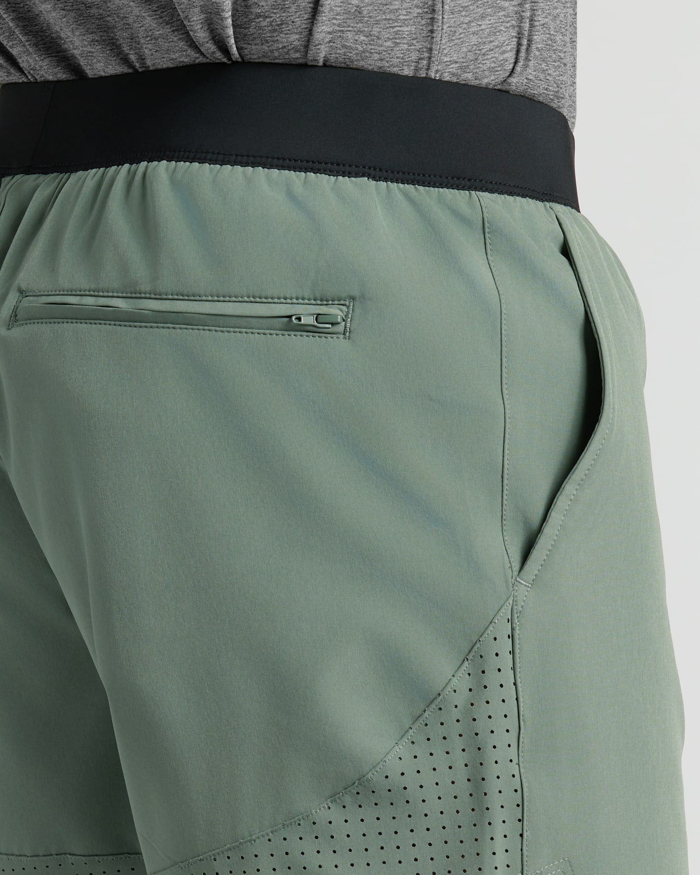 Back view of Auburn & Juniper Active Training Short with zippered pocket.