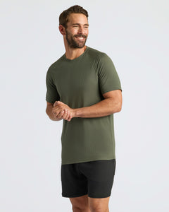 True ClassicMan models Kelp Active Mesh Crew, showcasing its athletic fit.