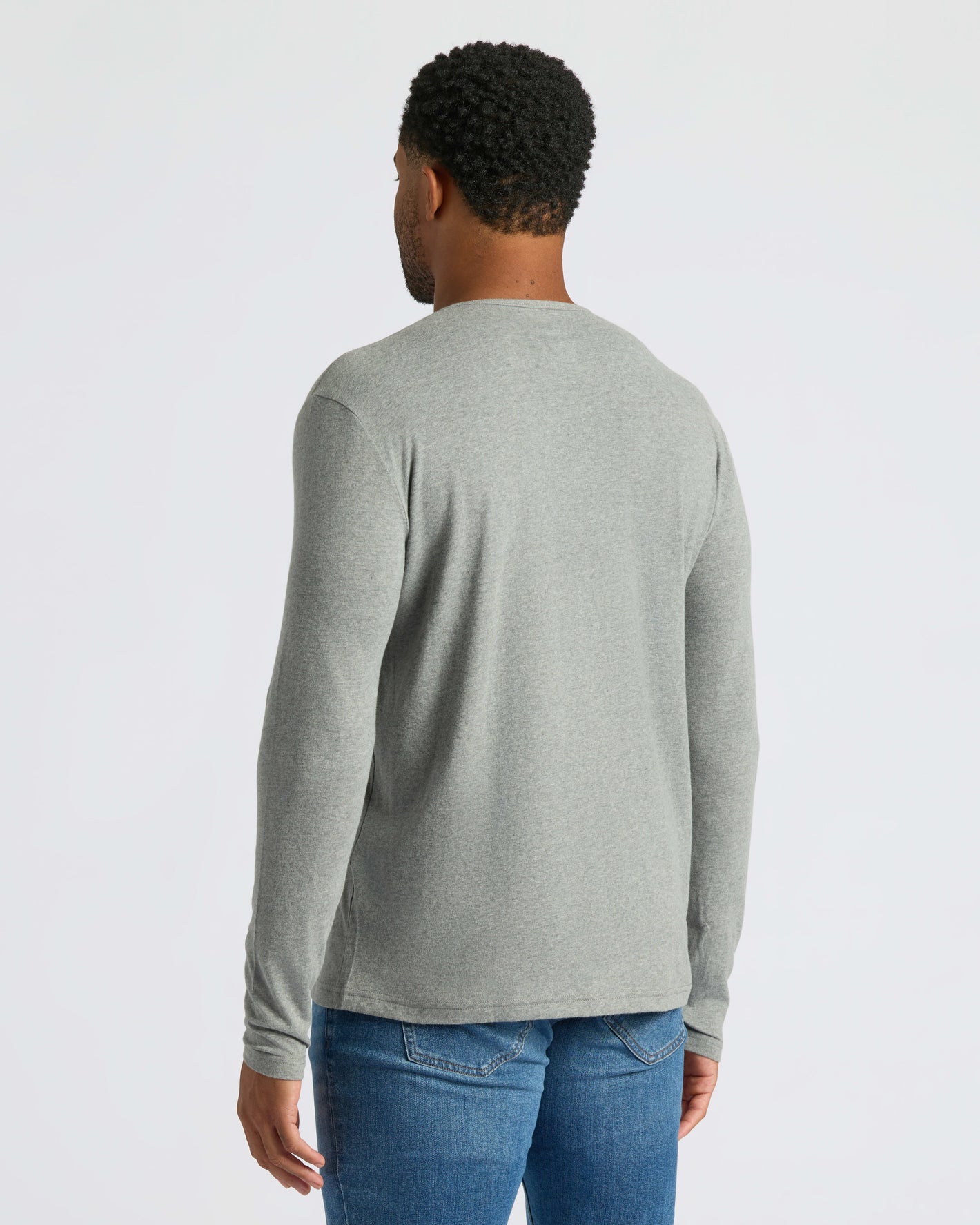 True Classic Men’s Long Sleeve Henley, soft cotton blend, classic 3-button style.