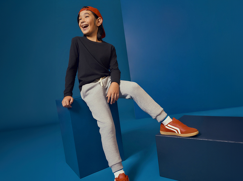 Stretch That Moves With Him