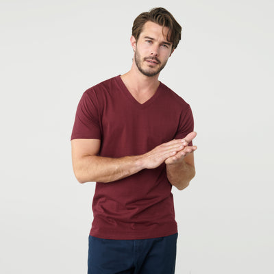 Classic V-Neck - Burgundy