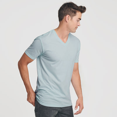Classic V-Neck - Light Blue