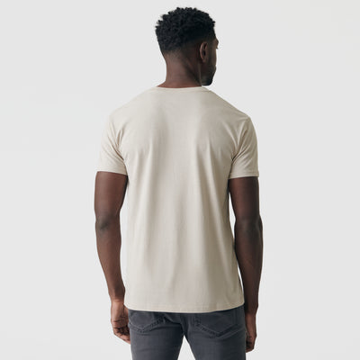 Classic V-Neck - Sandstone