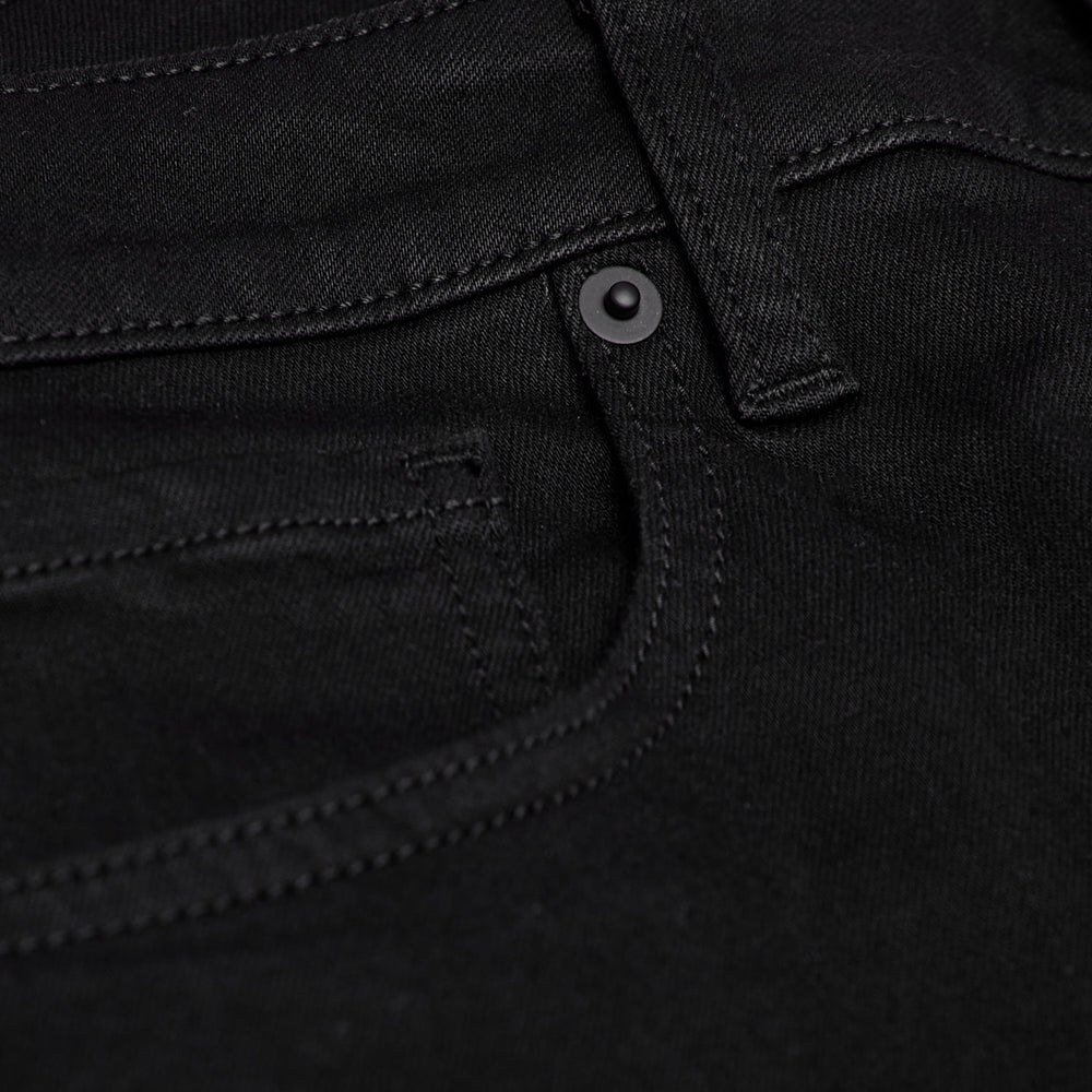 Black Wash Straight Fit Comfort Jeans – True Classic